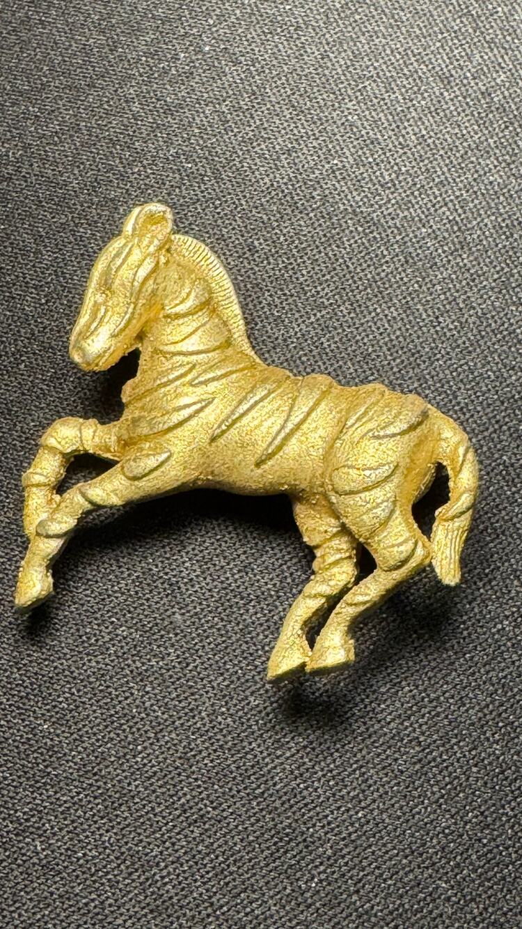 Vintage Weiss Gold Tone Zebra Brooch